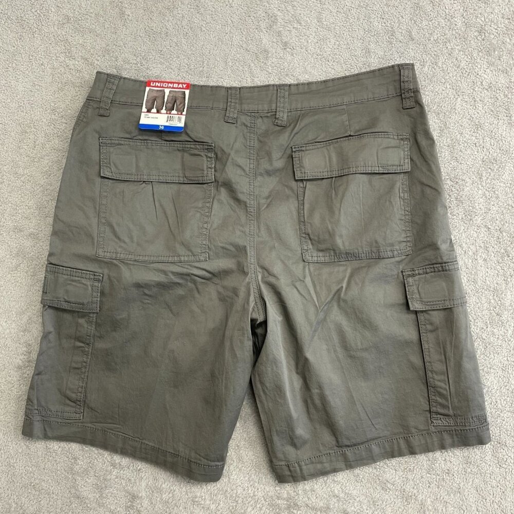 NEW Unionbay Men's Size 36 Cargo Shorts Gray Cotton Blend - Picture 2 of 6